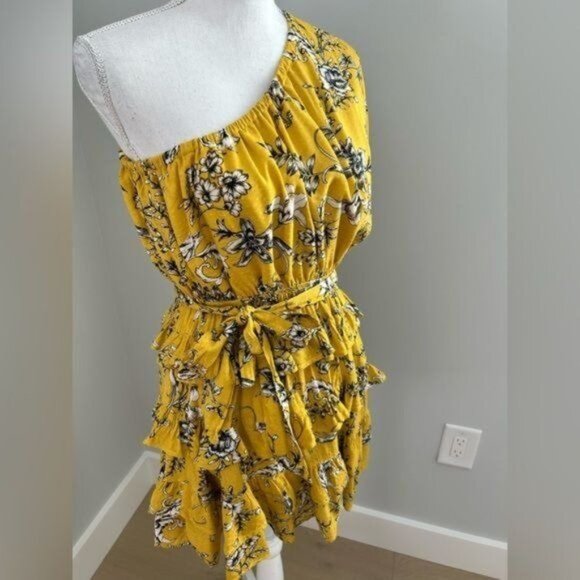 Skylar + Madison 1 Shoulder Ruffled Mini Dress, size large - Picture 10 of 11